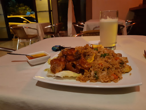 Mey Chow Norte